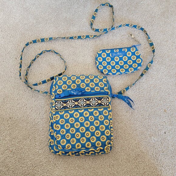 Vera Bradley Handbags - Vera Bradley Crossbody Bag with Matching Change Purse